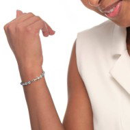 S.STEEL BRACELET WITH MARINE CHAIN AND ANCHOR S.steel bracelet with marine chain 7,20 mm width, 3,10 mm thickness. On the center