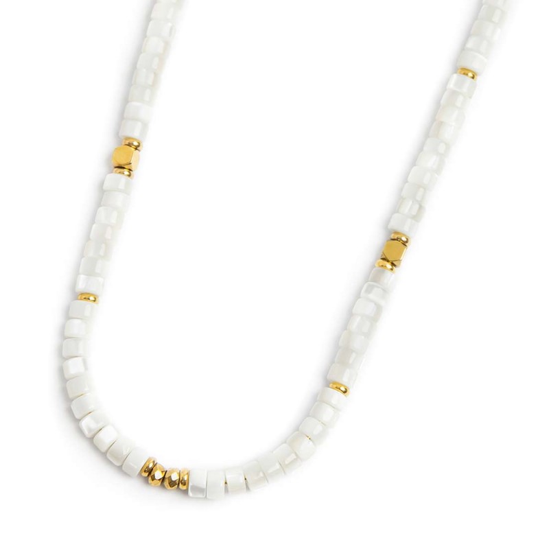 Collana con pendente e collana con pietre a rondelle