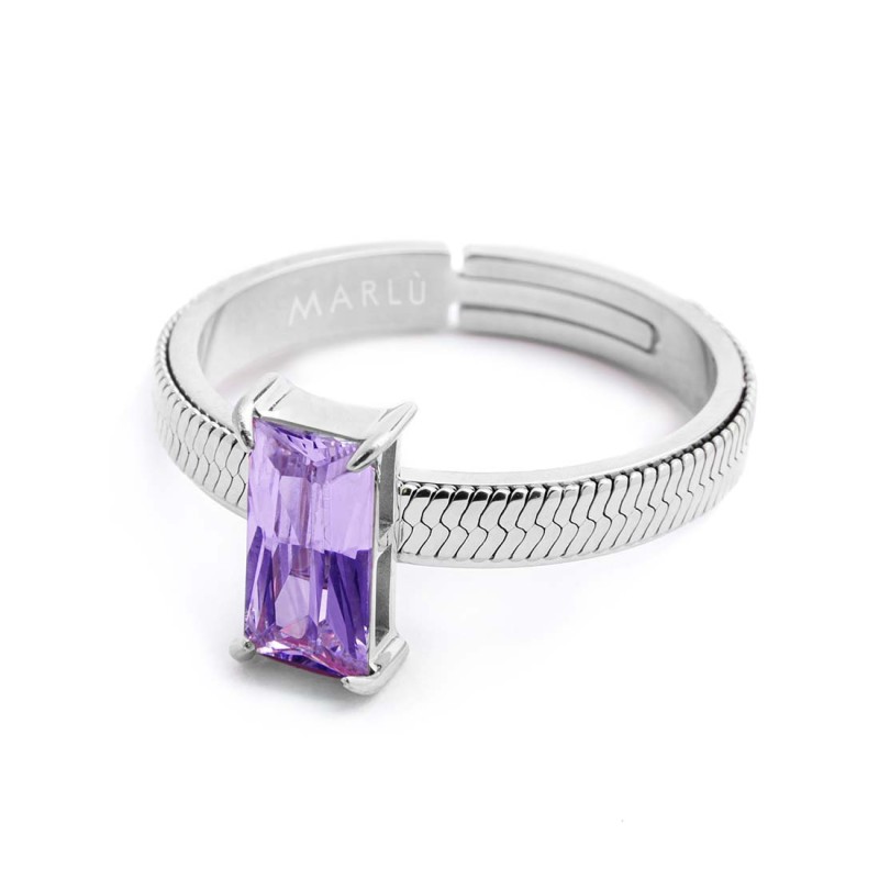 Anello con zircone baguette