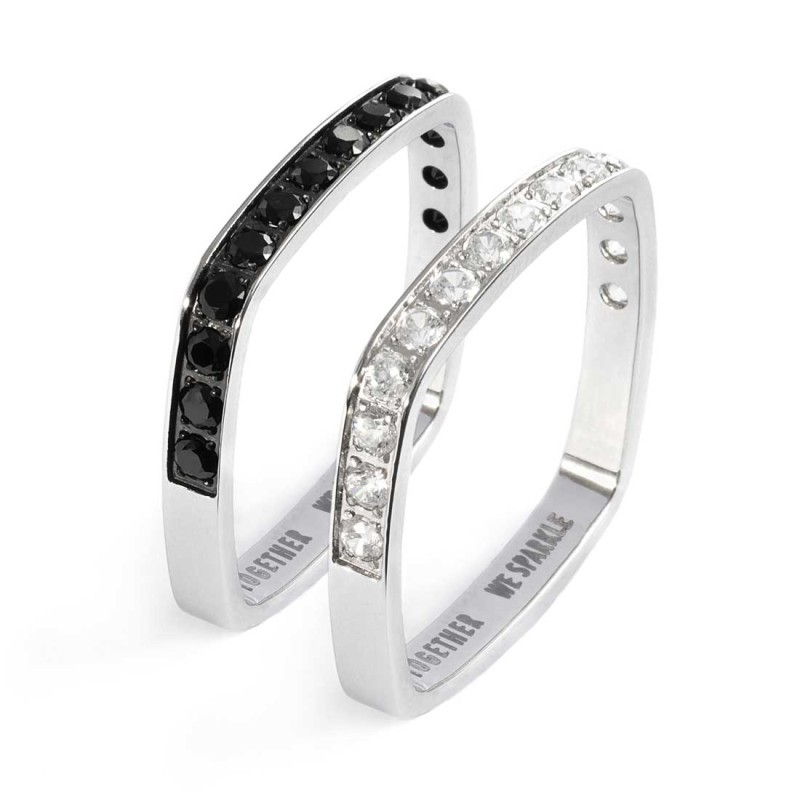 Anello squadrato con zirconi