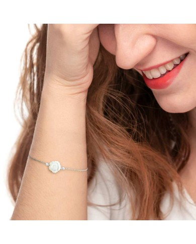 Bracciale con rosa in madreperla