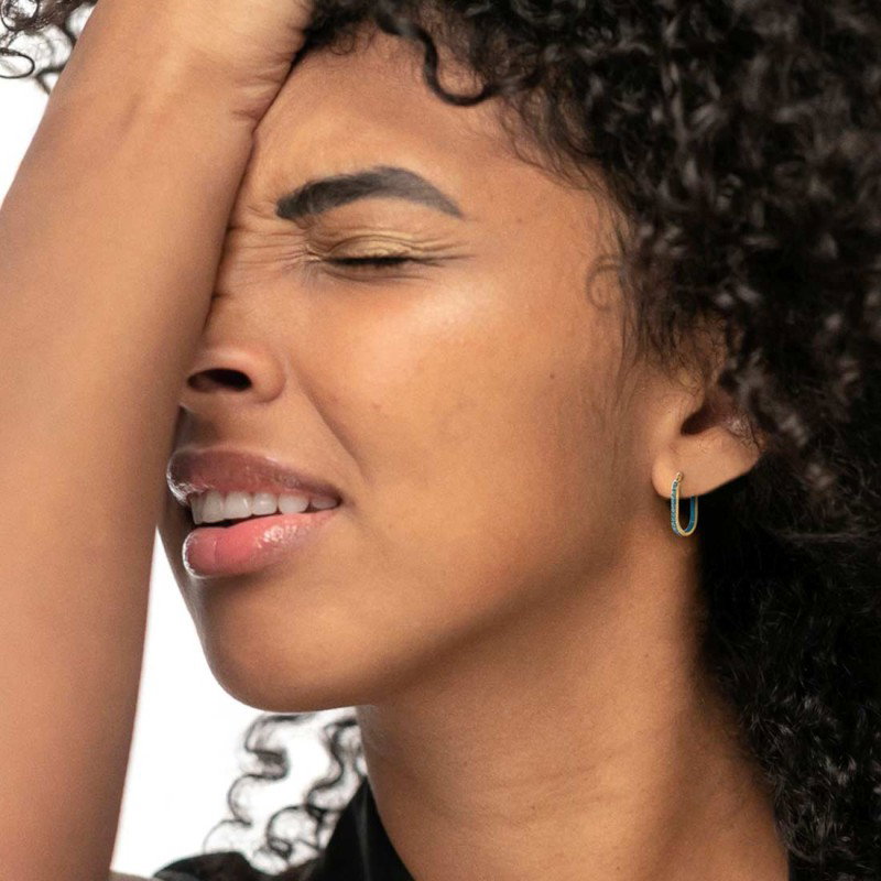 OR MONO OVALE CON CZ E SMALTO