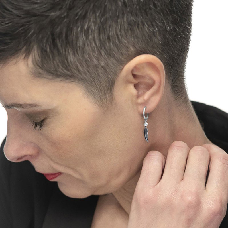 OR ACC MONO CERCHIO CON PIUMA E SFERA