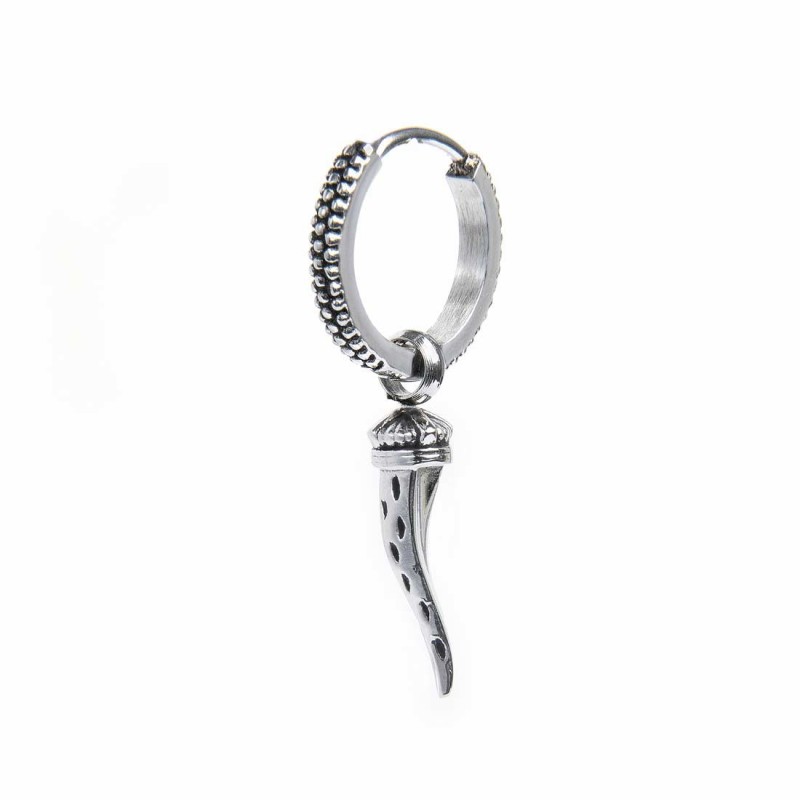 S.S SINGLE ROUND EAR WITH HORN PENDANT Polished s.steel single round earring 15,15 mm diameter 2,10 mm thickness, with mat black