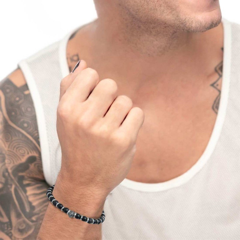 Bracciale con sfere in onice nera e pietra lavica