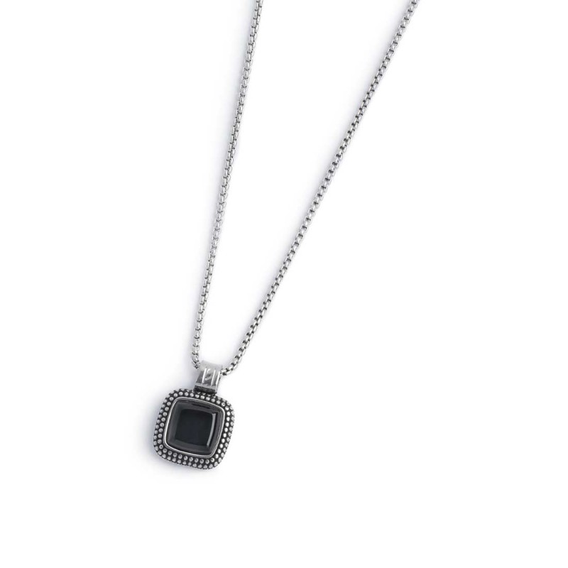 S.STEEL NECKLACE SQUARED ONYX PENDANT S.steel necklace with box rounded chain 1,40 mm width. Squared plate with cabochon mat bla