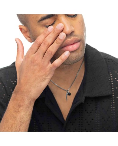 Collana corno pendente e pietra lavica