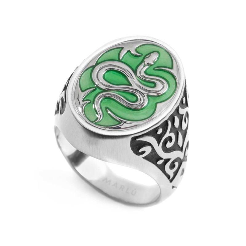 S.STEEL OVAL PLATE WITH SNAKE Polished s.steel oval plate 15,30*20 mm with green transparent enamel, 1,70 mm thickness. The plat