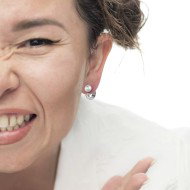 Orecchino a lobo a cerchietto 1,8cm con chiusura perla