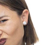 Orecchino a lobo con perla 1,5cm