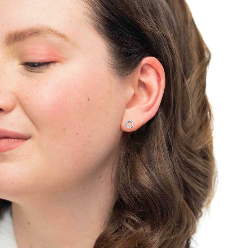 S.S. SINGLE EARRING ROUND ELEMENT 8,50 MM S.steel single earring by CNC with round element 8,50 mm diameter with round white cz