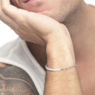 Bracciale con zircone nero centrale e bracciale con perle