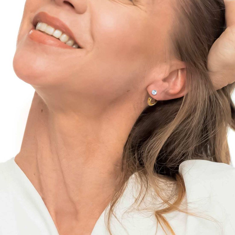 Orecchino a lobo a cerchietto 1,9cm con chiusura perla