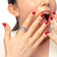 AN ACC A FASCETTA CON BOTTONE