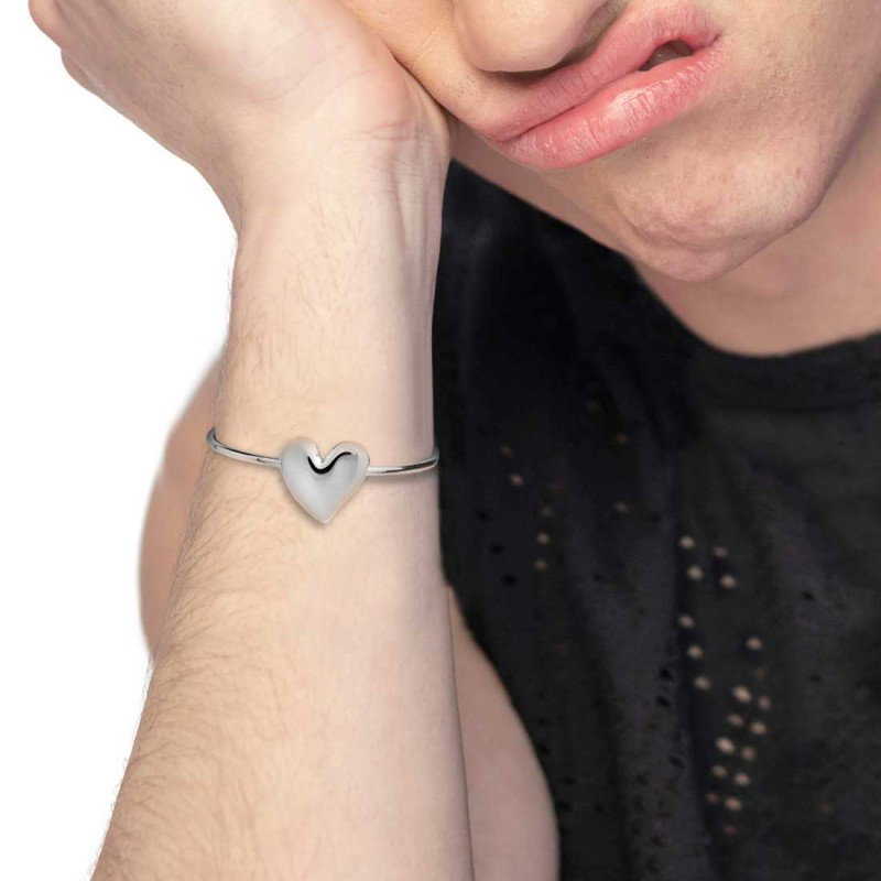 Bracciale rigido con cuore irregolare