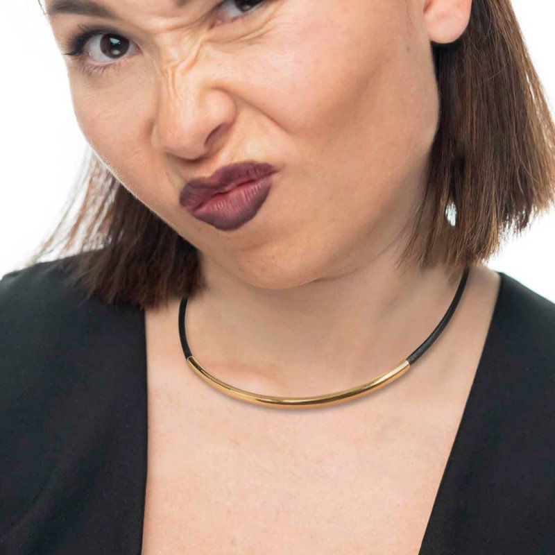 COLLANA ACC CORDINO NERO CON CENTRALE TUBOLARE