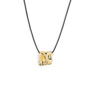 COLLANA CON CORDINO NERO CON PEND A QUAD. IRR. ACCIAIO