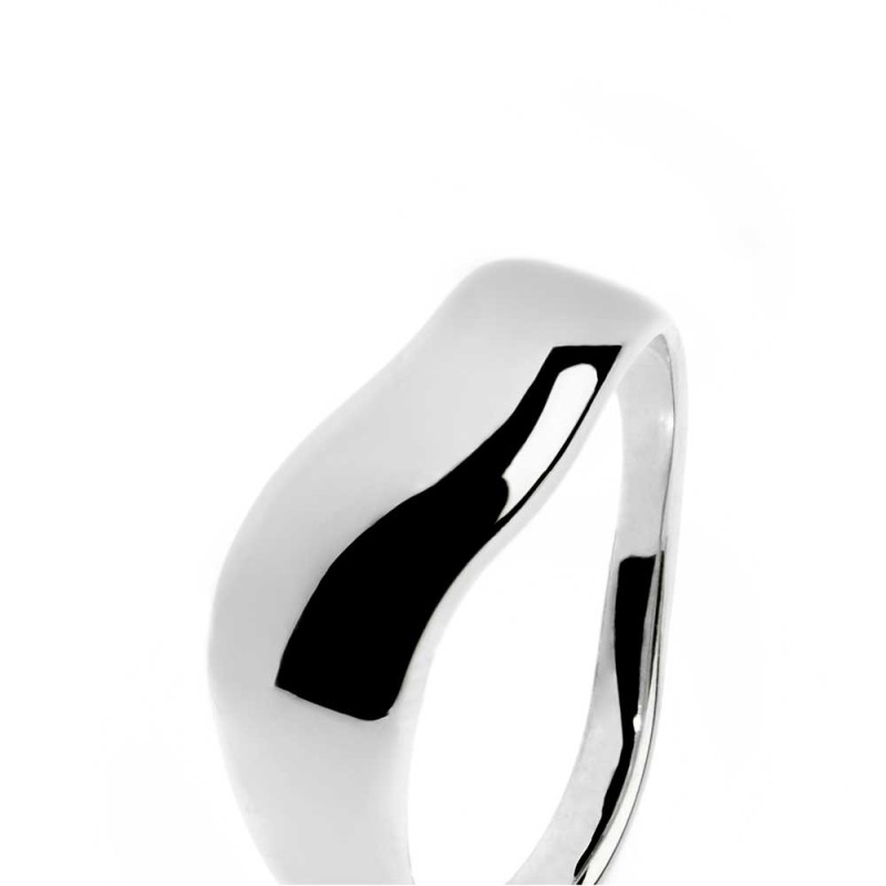 Anello a fascia ondulata