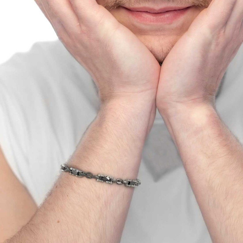 Bracciale catena marine con elementi acciaio e ceramica sfaccettata nera lucida