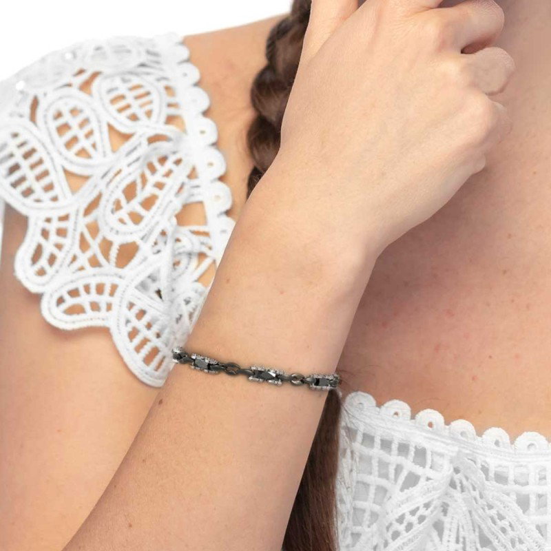Bracciale catena marine con elementi acciaio e ceramica sfaccettata nera lucida