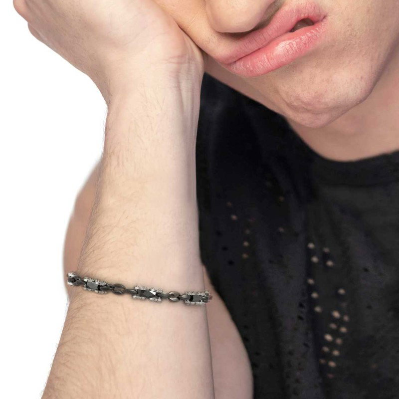 Bracciale catena marine con elementi acciaio e ceramica sfaccettata nera lucida