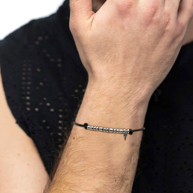 Bracciale cordino cerato elementi in acciaio e mini spike