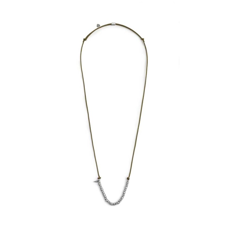 Collana cordino cerato elementi in acciaio e mini spike