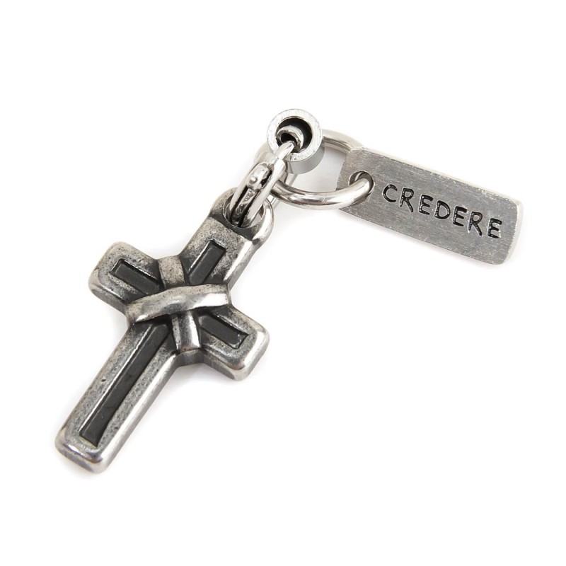 BURNISHED STEEL CROSS CHARM Burnished steel charm in the shape of a cross and rectangular tag with the word "Credere"Man Class