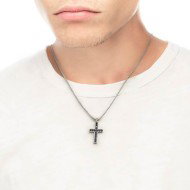 Collana con croce pendente con zirconi