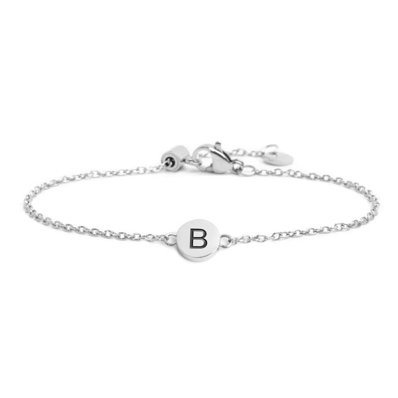 Bracciale con lettera smaltata