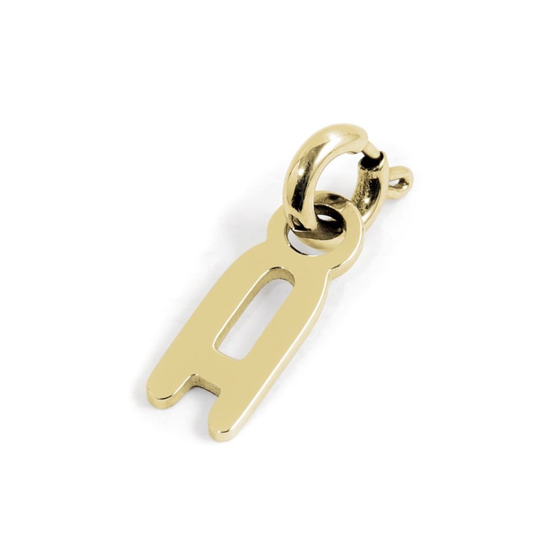 Cavigliere e charm lettera